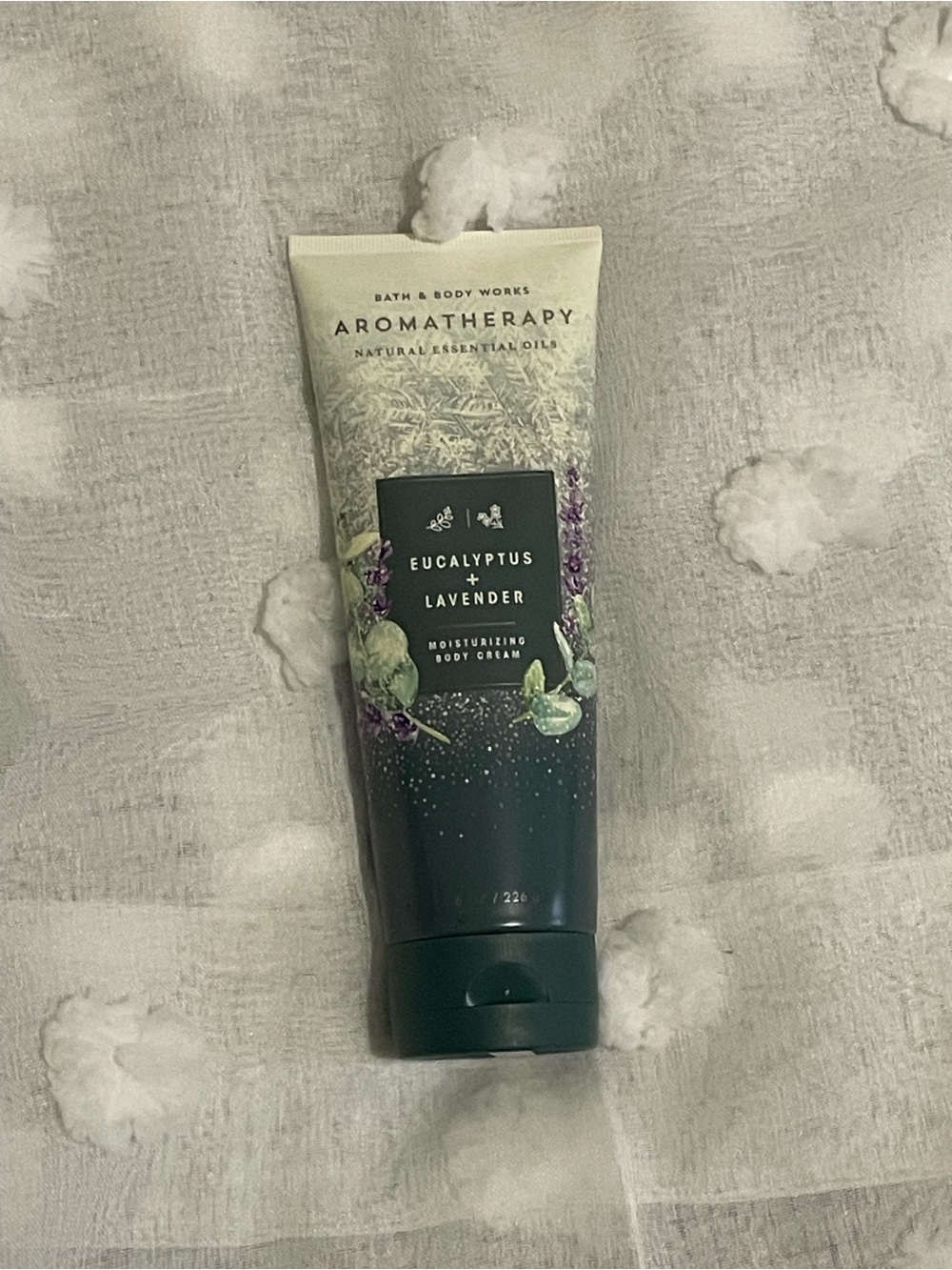 Bath & Body Works Aromatherapy Eucalyptus + Lavender Moisturizing Body Cream